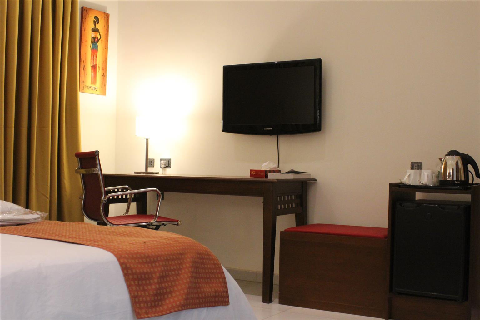 Best Western Plus Serene Atlantic Hotel Sekondi-Takoradi Экстерьер фото