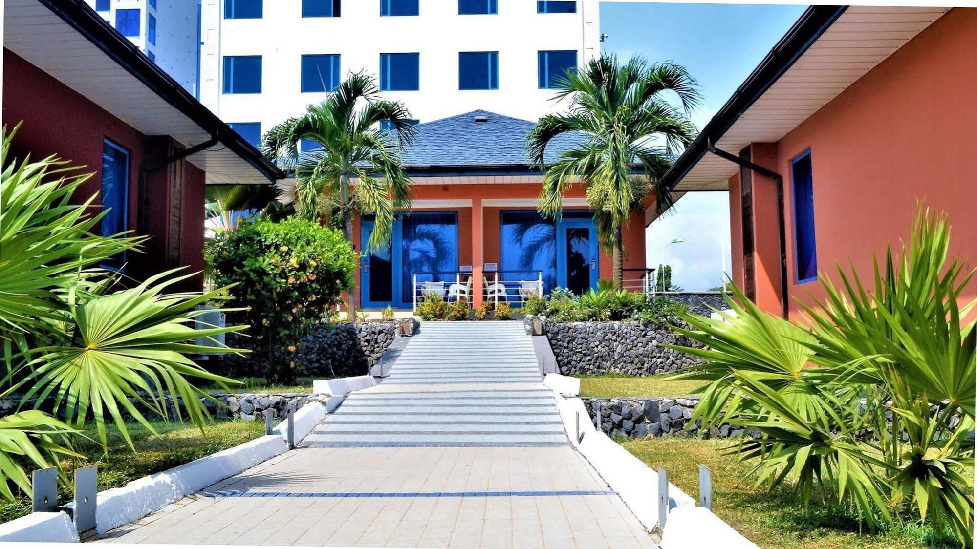 Best Western Plus Serene Atlantic Hotel Sekondi-Takoradi Экстерьер фото